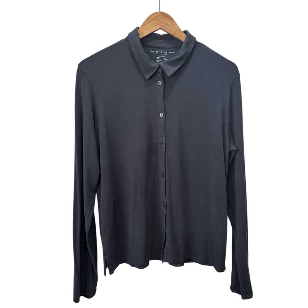 Minimalist Majestic Filatures Deluxe Teeshirt Long Sleeve Button Down